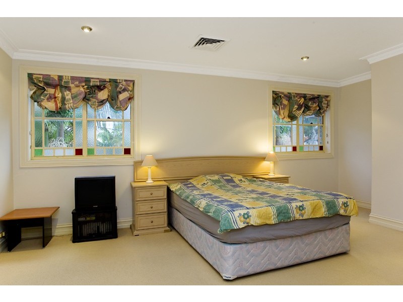 2 Nea Street, Chatswood NSW 2067