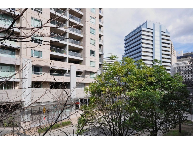 33/5 Help Street, Chatswood NSW 2067