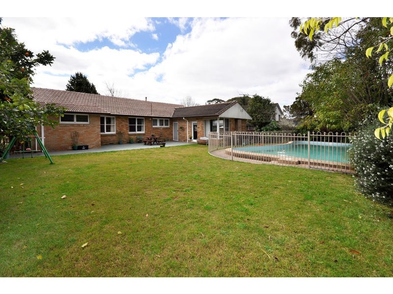 7 Willis Avenue, St Ives NSW 2075