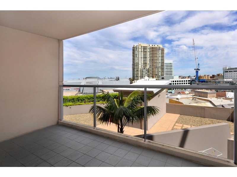 1106/2B Help Street, Chatswood NSW 2067