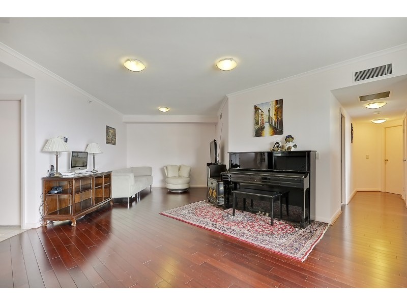 2306/2A Help Street, Chatswood NSW 2067