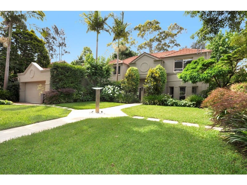 6 Lawson Parade, St Ives NSW 2075