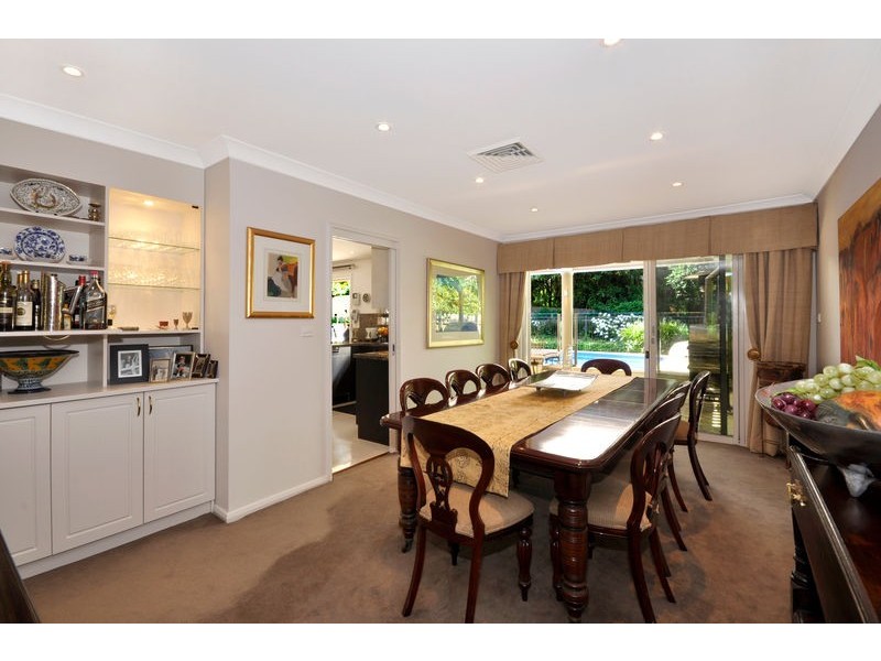 6 Lawson Parade, St Ives NSW 2075