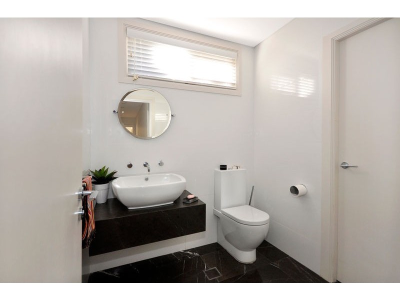 6 Lawson Parade, St Ives NSW 2075