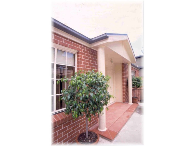 54 Milham Crescent, Forestville NSW 2087