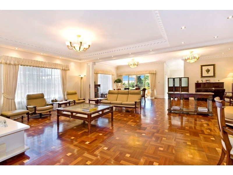 95 Warrane Road, Willoughby NSW 2068