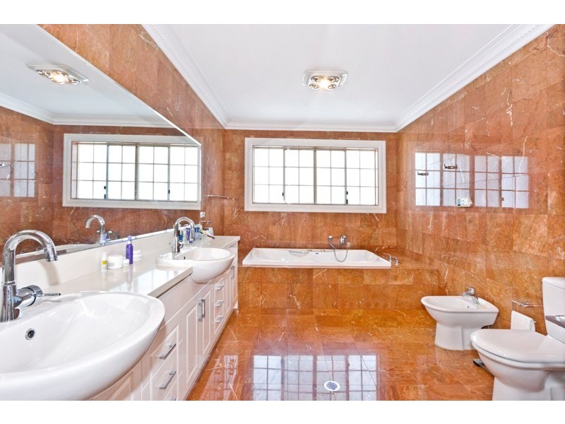 95 Warrane Road, Willoughby NSW 2068