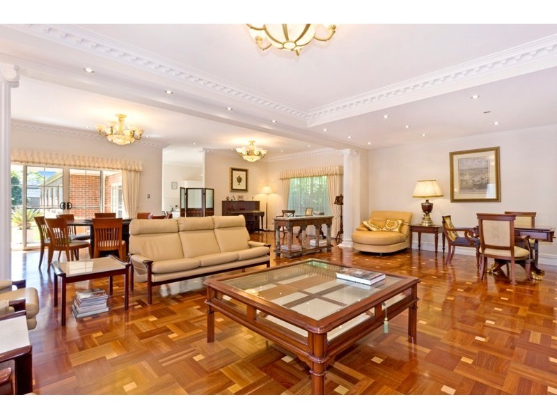 95 Warrane Road, Willoughby NSW 2068