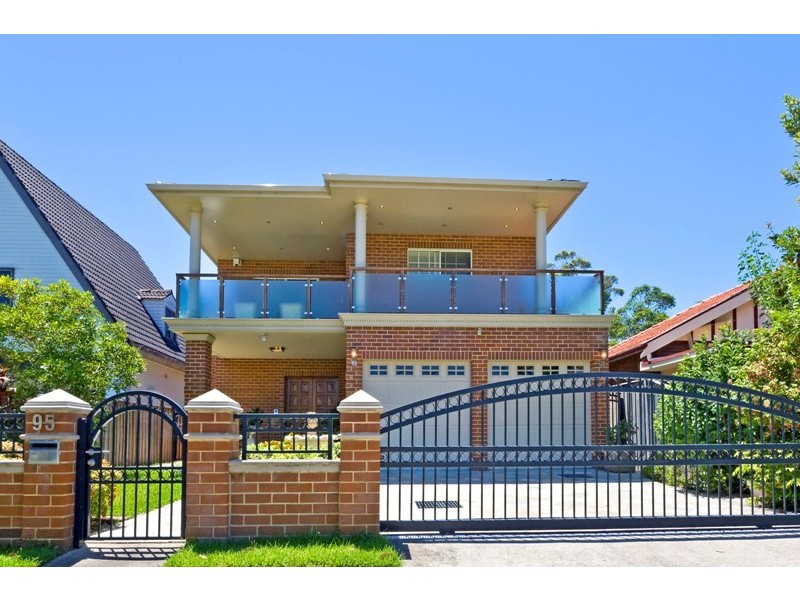 95 Warrane Road, Chatswood NSW 2067