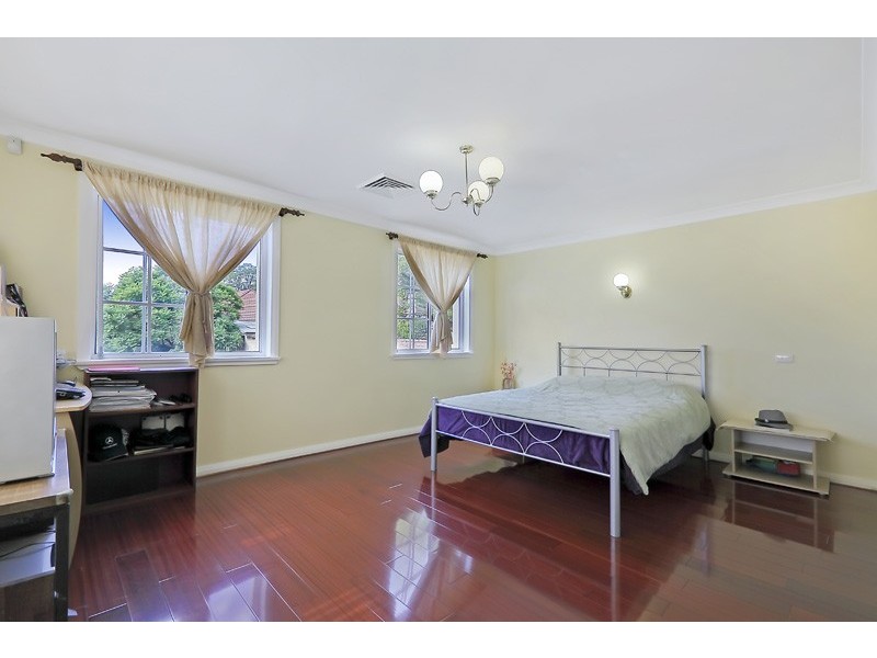 8 Violet Street, Chatswood NSW 2067