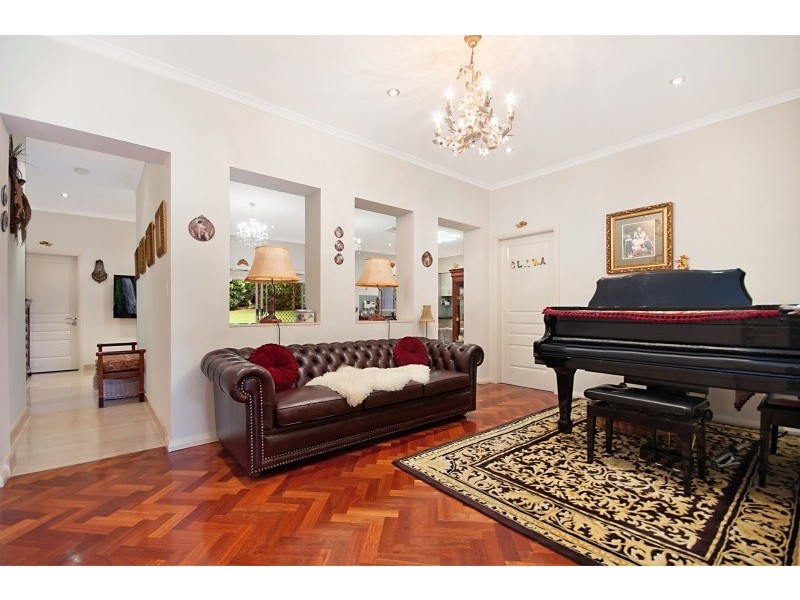 6 Dellwood Street, Chatswood NSW 2067