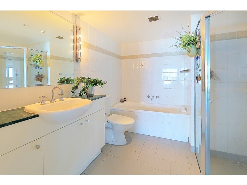 1206/2A Help Street, Chatswood NSW 2067