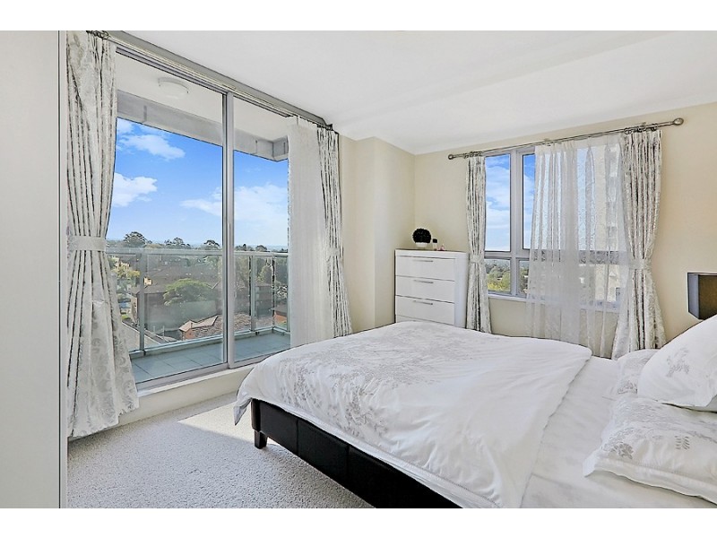 1001/2A Help Street, Chatswood NSW 2067