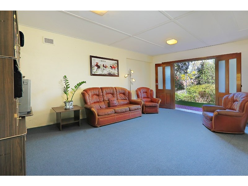 79 Hawthorne Avenue, Chatswood NSW 2067