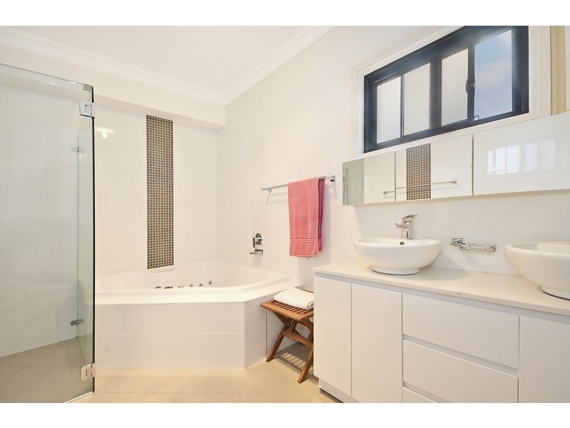 24 Russell Avenue, Lindfield NSW 2070