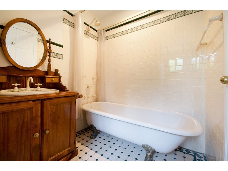 1A Bloomsbury Avenue, Pymble NSW 2073