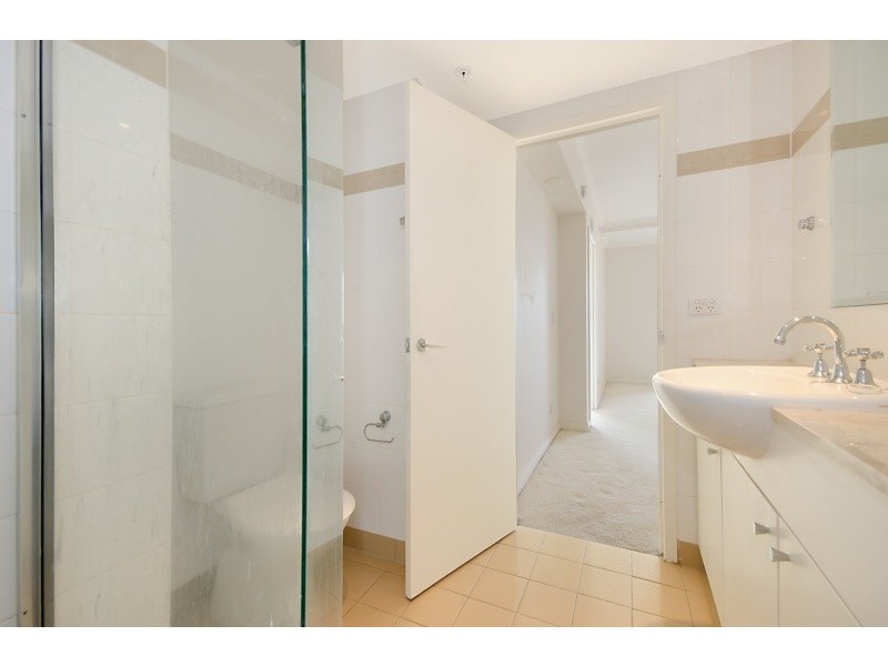 919/2b Help Street, Chatswood NSW 2067