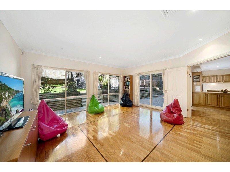 49 Lawson Parade, St Ives NSW 2075