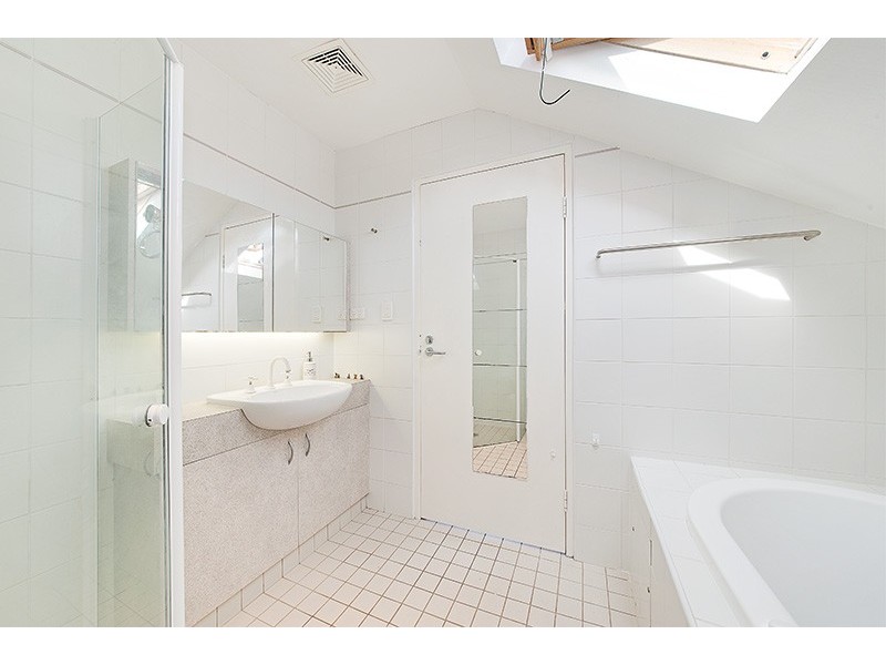 11/5-9 Gordon Avenue, Chatswood NSW 2067