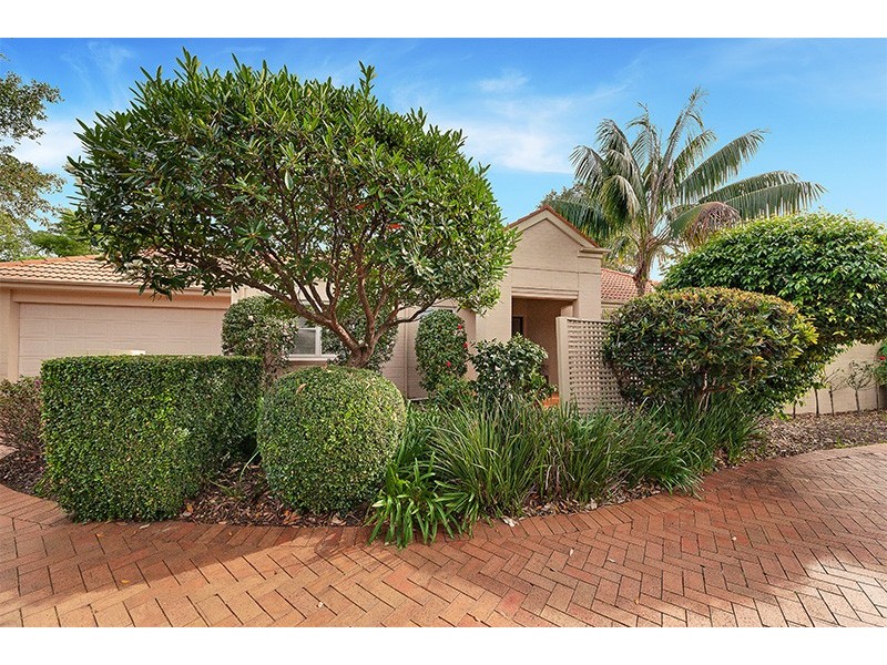 13 Stanley Close, St Ives NSW 2075