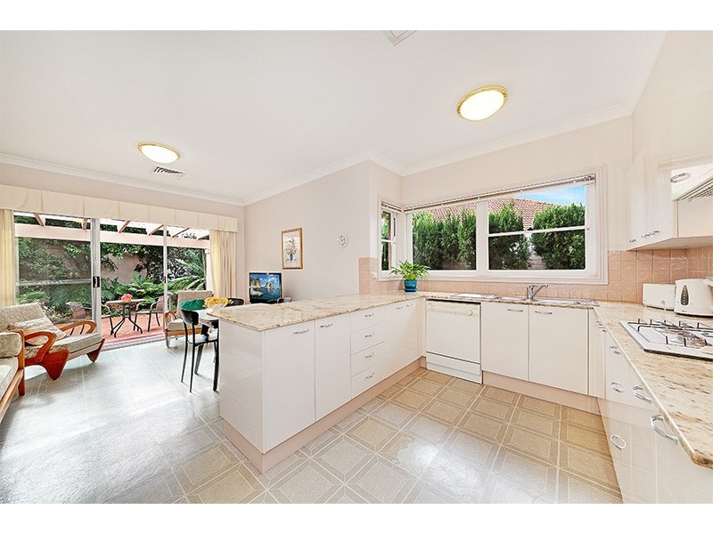 13 Stanley Close, St Ives NSW 2075