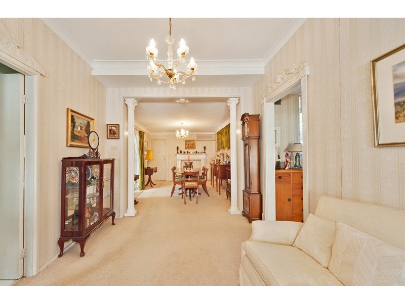 70 Woodbury Road, St Ives NSW 2075