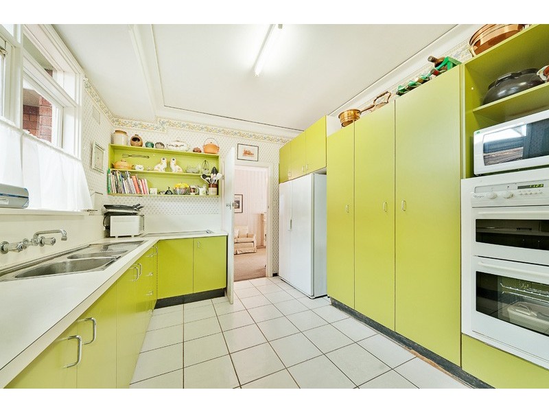 70 Woodbury Road, St Ives NSW 2075