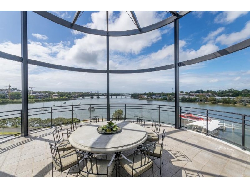 9/2 Bay Drive, Meadowbank NSW 2114