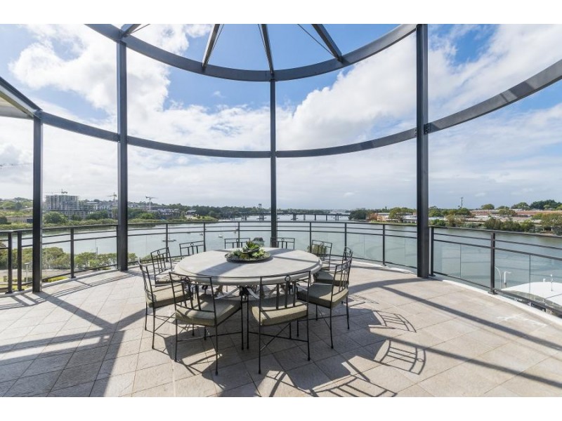 9/2 Bay Drive, Meadowbank NSW 2114