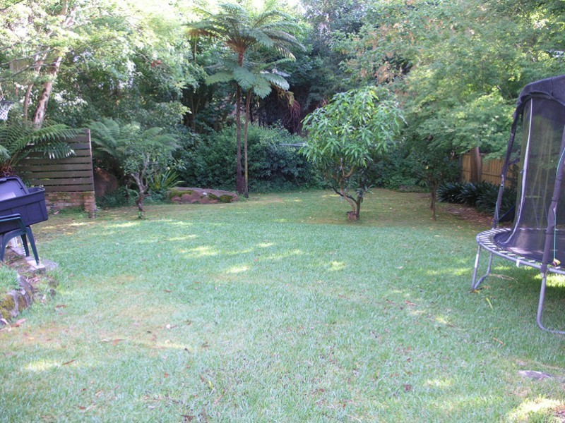 28 Lawson Parade, St Ives NSW 2075