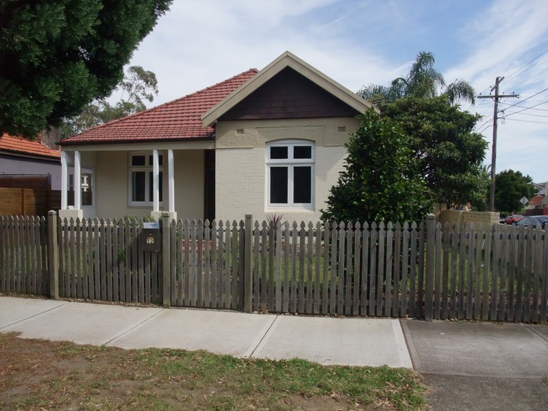 12 MANN STREET, Chatswood NSW 2067