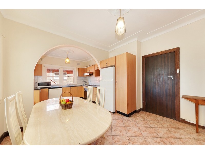 197 Eastern Valley Way, Middle Cove NSW 2068