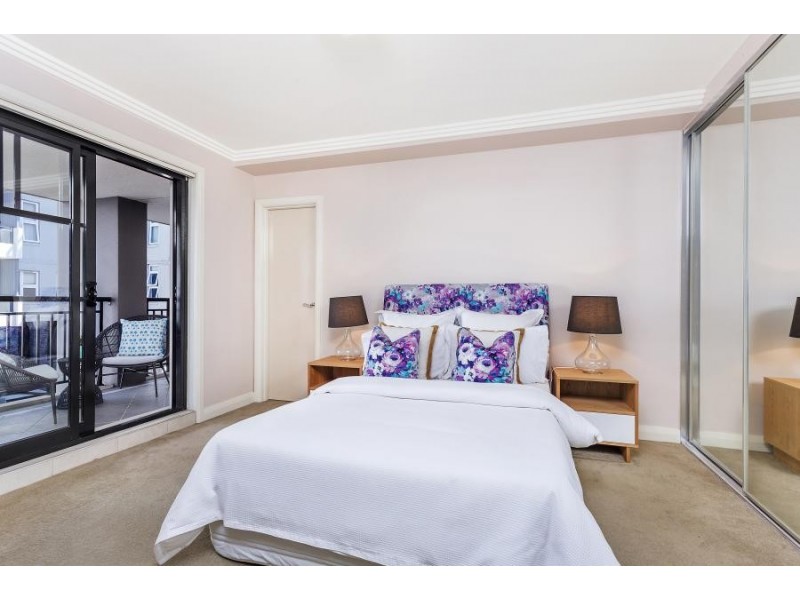 15/143 Bowden Street, Meadowbank NSW 2114