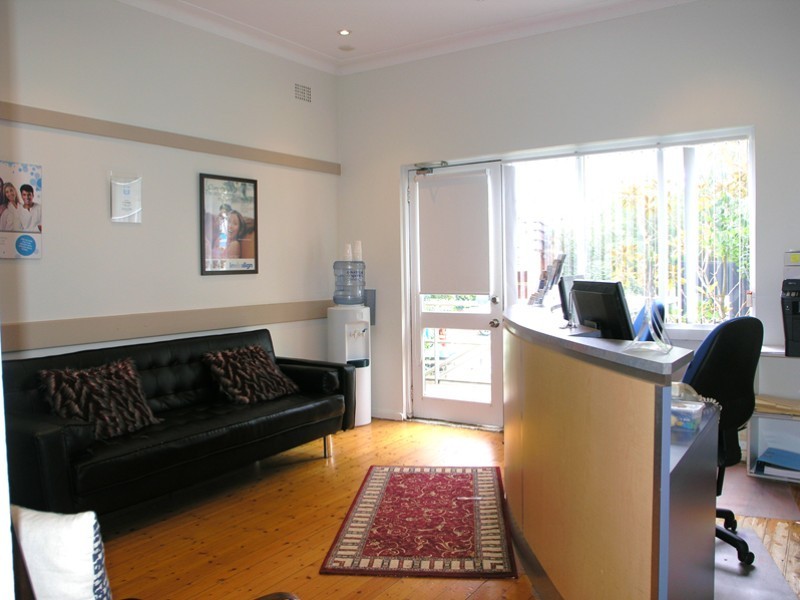 59 Burns Bay Road, Lane Cove NSW 2066