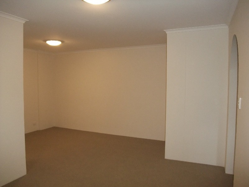 16/2 Parkside Lane, Chatswood NSW 2067