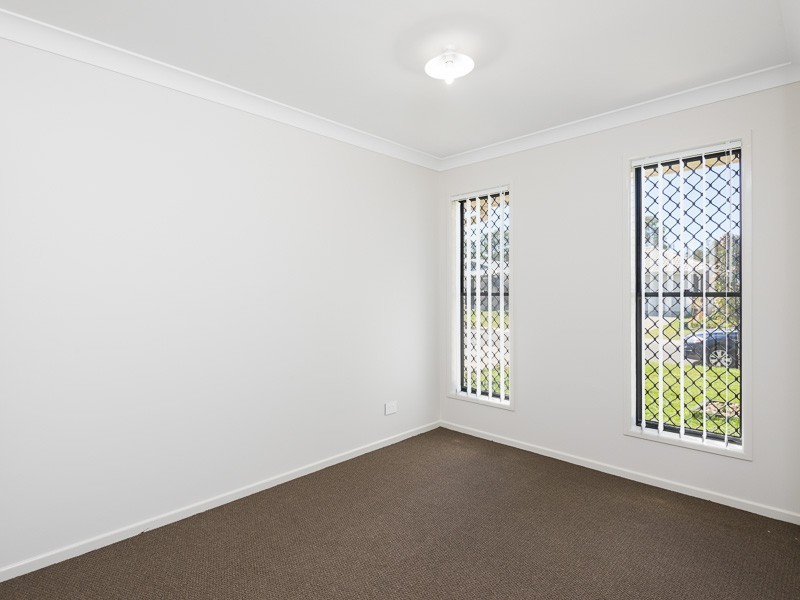 18 Champion Crescent, Griffin QLD 4503