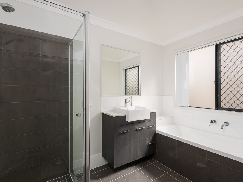 18 Champion Crescent, Griffin QLD 4503