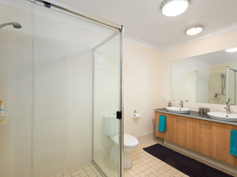 66/1 Celestial Court, Carina QLD 4152