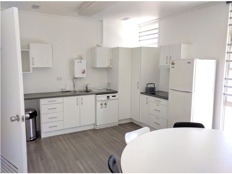 1/450 Sherwood Road, Sherwood QLD 4075