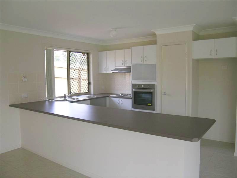 Eatons Hill QLD 4037