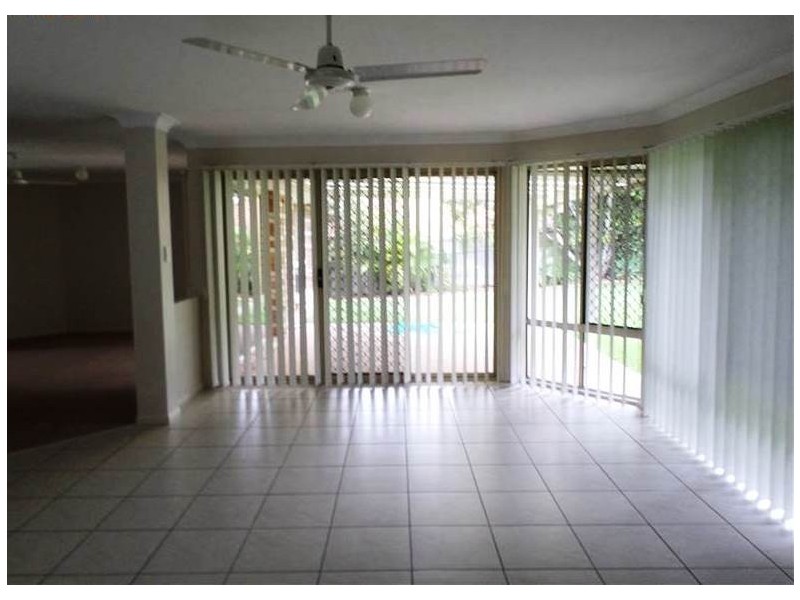 Eatons Hill QLD 4037