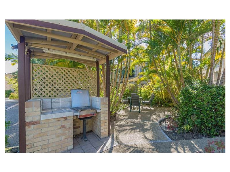 16/57 Worendo Street, Southport QLD 4215
