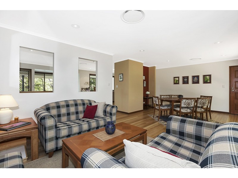 23 Fitzgerald Court, Clear Mountain QLD 4500