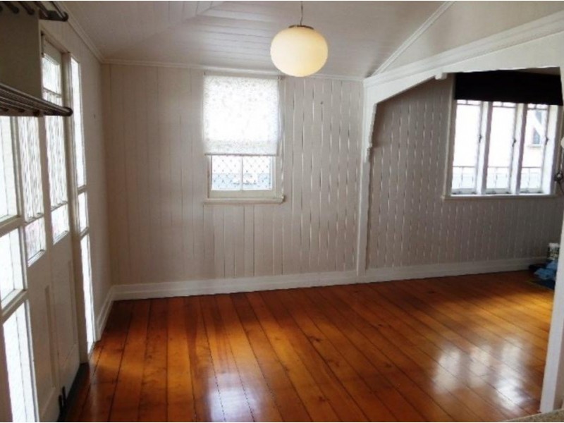 13 Grafton Street, Windsor QLD 4030