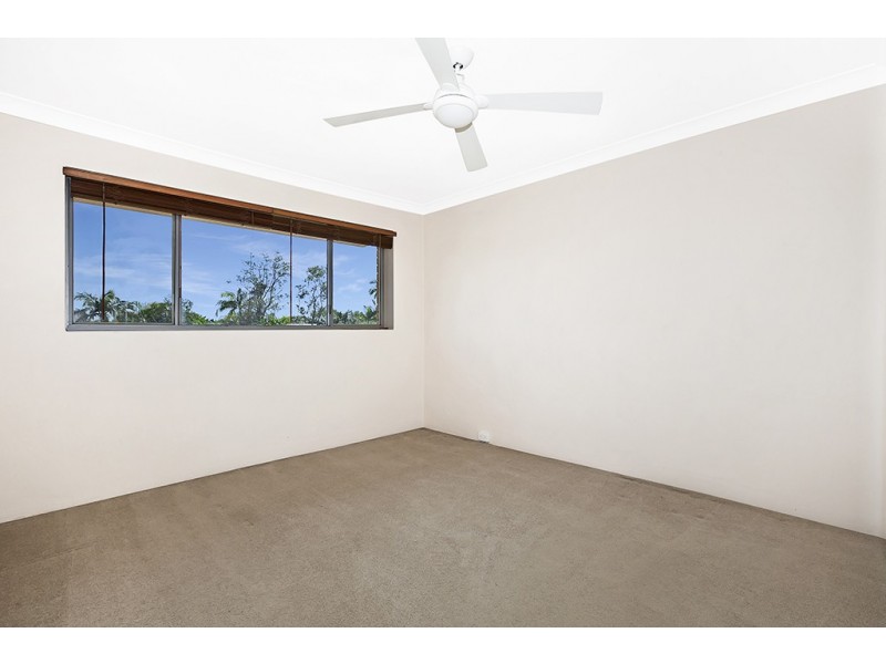 4/108 Cavendish Rd, Coorparoo QLD 4151