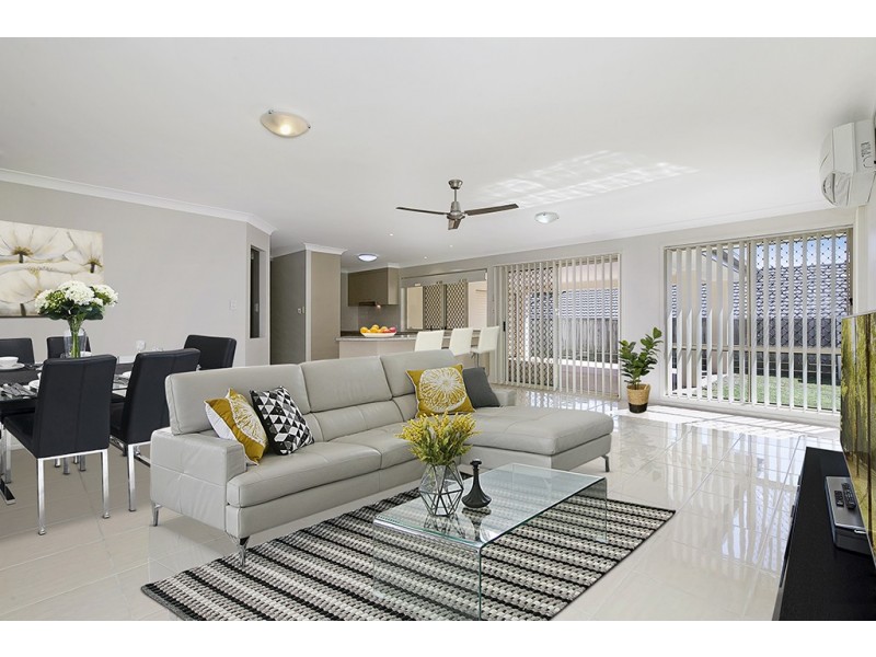 7 Lowai Court, Albany Creek QLD 4035