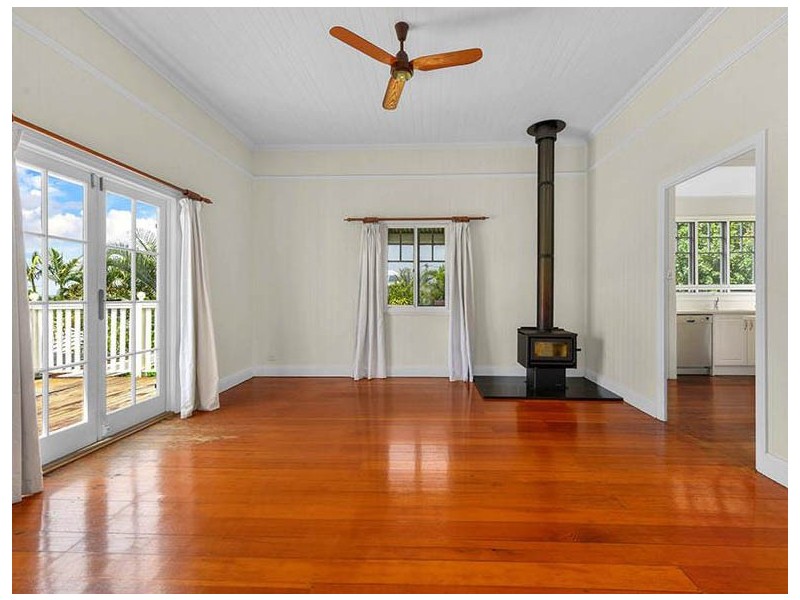 19 Annie Street, Windsor QLD 4030