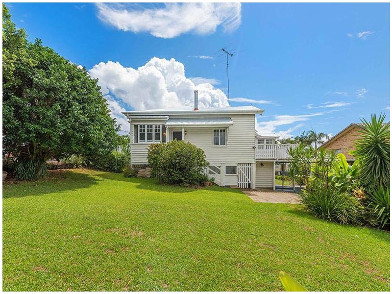 19 Annie Street, Windsor QLD 4030