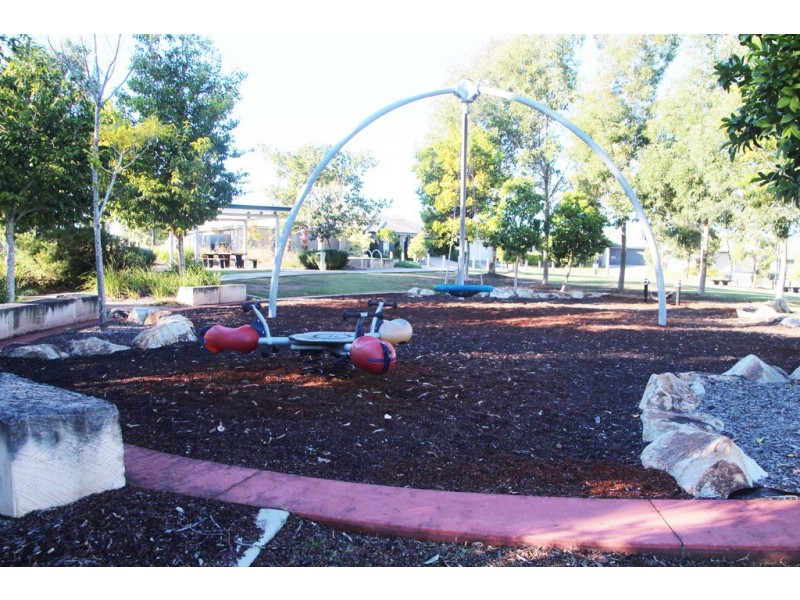 North Lakes QLD 4509