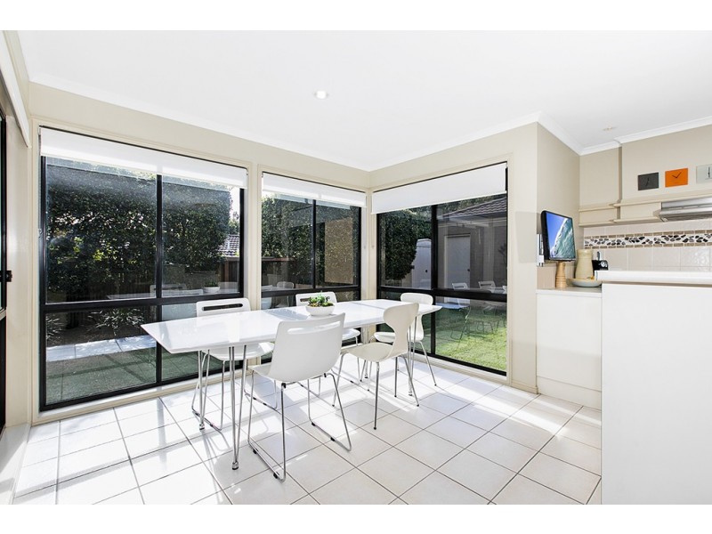 27 Kurrajong Place, Bridgeman Downs QLD 4035